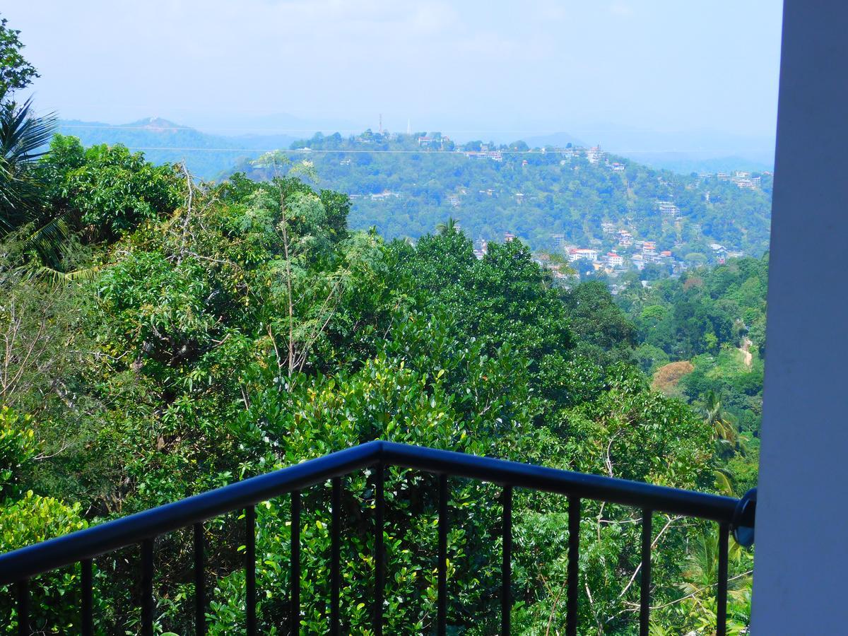 Mount Mirror Resort Kandy Exterior photo